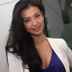 Heboh! Beredar Foto Nipple Slip Velove Vexia