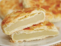 Wifes Cake, Kue Bukti Cinta Seorang Suami