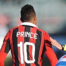 Seedorf Tak Setuju dengan Aksi Walkout Milan