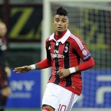 Penonton Rasis, Laga Pro Patria vs Milan Dihentikan