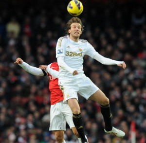 Michu Bertekad Kembali Jebol Gawang Arsenal