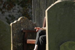 Malu Jadi Alasan Utama Perokok Rahasiakan Kebiasaannya