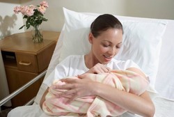 Hormon Cinta Bantu Kurangi Rasa Sakit Setelah Melahirkan