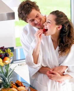 Sekali-sekali Asyik Juga Bercinta di Dapur!