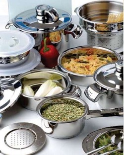 Teman Punya Rumah Baru? Hadiahi Saja Alat Masak Ini!