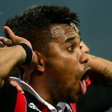 Kemahalan, Robinho Mungkin Tak Jadi Hengkang dari Milan