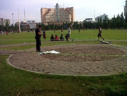 Pria Tak Beridentitas Ditemukan Meninggal di Arena Car Free Day Semarang