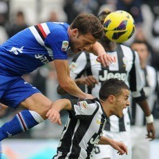 10 Pemain Sampdoria Taklukkan Juventus