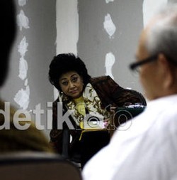 Hartati: Pemerintah Janjikan Lahan Tapi Tidak Konsisten