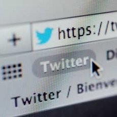 Menghina Emir Kuwait Via Twitter, Pria Ini Divonis 2 Tahun Penjara