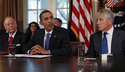 Pembela Iran Itu Calon Kuat Menteri Pertahanan Amerika