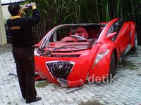 Polisi Selidiki Penyebab Kecelakaan Tucuxi Dahlan