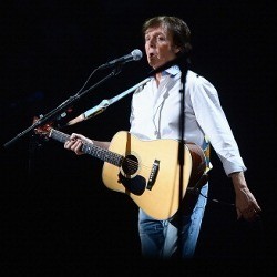 Paul McCartney Minta Kebun Bunga dalam Rider-nya