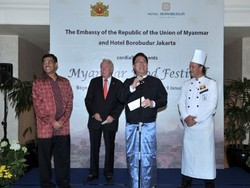 Kari Bebek Khas Myanmar Disajikan di Bogor Cafe