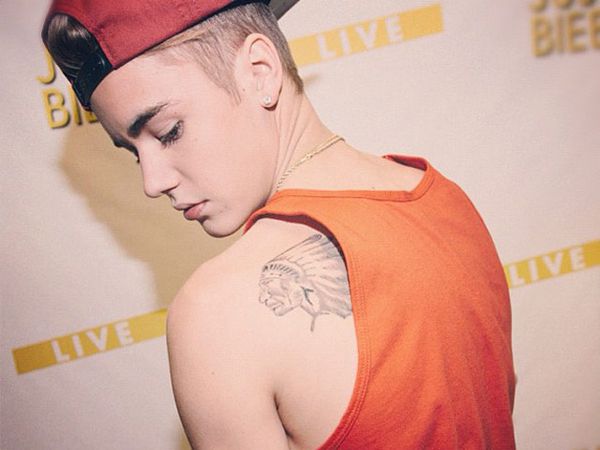 Justin Bieber Pamer Tato Baru