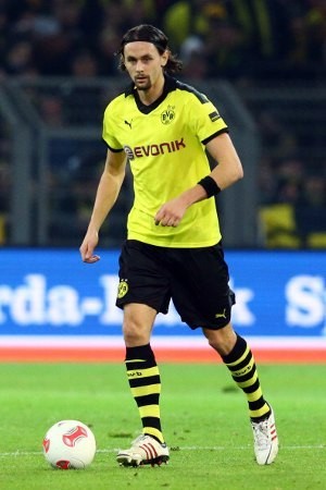 Subotic & Bender Perpanjang Kontrak dengan Dortmund