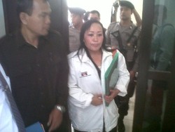 Hakim Kartini Sempat Stres karena Diadili Teman Sendiri