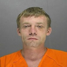 Duh! Tinggalkan Bayinya di Toko Miras, Pria AS Pergi ke Kelab Tari Bugil