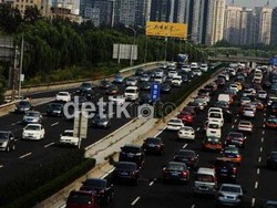 Halau Kemacetan, China Subsidi Angkutan Massal