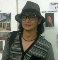 Main Film, Andy /rif Tetap Jadi Rocker