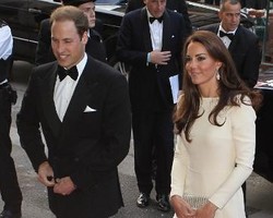 Kate Middleton Minta Desainer Prancis Rancang Gaun Tak Tonjolkan Bokong