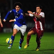 Hantam Cheltenham, Everton Lolos ke Babak Keempat