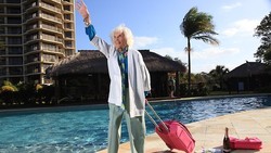 Wah! Nenek 99 Tahun Liburan Pertama Kali ke Luar Negeri