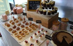 Aneka Dessert Kini Tersedia di Gourmet World