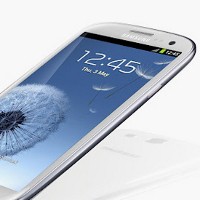 Huawei: Galaxy S III Terbuat dari Plastik Murahan