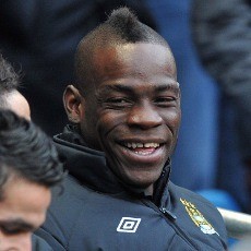 Balotelli Enggan Tanggapi Komentar Apel Busuk dari Berlusconi