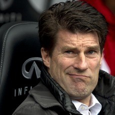 Swansea Siap Ambil Keuntungan di Stamford Bridge