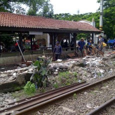 PT KAI Bongkar 52 Kios di Stasiun Poris Tangerang