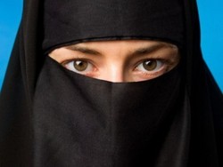  Gadis 15 Tahun di Arab Ajukan Cerai dengan Pria Berumur 86 Tahun