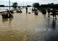 Banjir Rendam Tol Merak