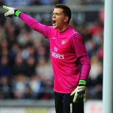 Szczesny Tak Berpikir Main di Klub Lain