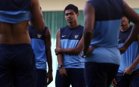 Bepe Ajak Pemain Tentukan Sikap Bepe Ajak Pemain Tentukan Sikap