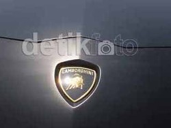 Produsen Mobil Ramai-ramai Keluar dari Iran