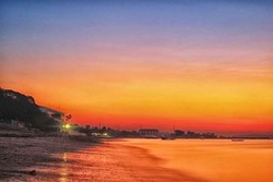 Seperti Inilah Cantiknya Sunset di Pantai Kupang