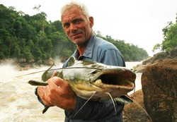 Monster Sungai Bisa Dicari di 10 Tempat Ini