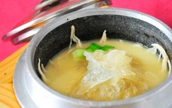 Hati-Hati, Sup Sirip Hiu Imitasi Berbahaya Bagi Kesehatan!