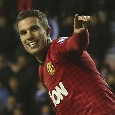 Van Persie Sejajar Ronaldo dan Messi