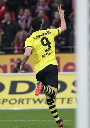 Kehl Berharap Lewandowski Tetap di Dortmund