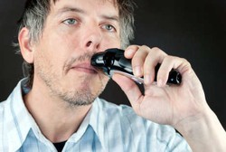 Dokter: Kumis Boleh Lebat, Tapi Jangan Melebihi Garis Mulut