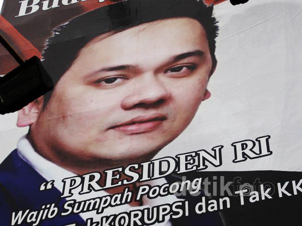 Baliho Farhat Abbas  Presiden RI