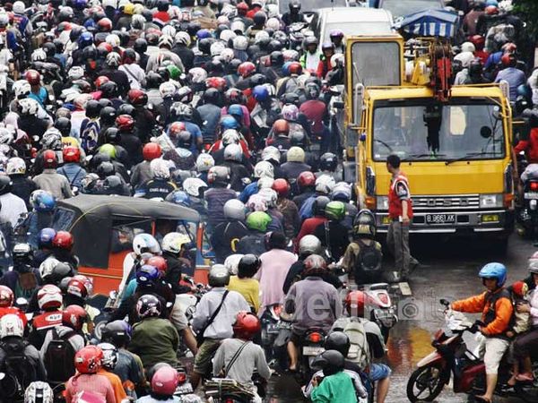Banjir, Daan Mogot Macet Total