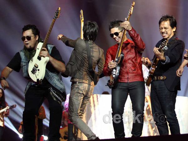 Kolaborasi Gitaris Top Papan Atas Indonesia