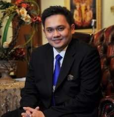 Bersaing di Pilpres, Ini Pesan Farhat Abbas untuk Rhoma Irama