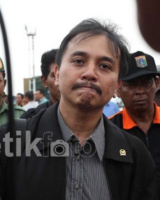 Merasa Tak Kompeten Jadi Menpora, Roy Suryo Temui 3 Guru