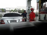 Mobil Premium Minumnya Premium 