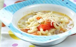 Resep Anak: Sup Makaroni Tomat